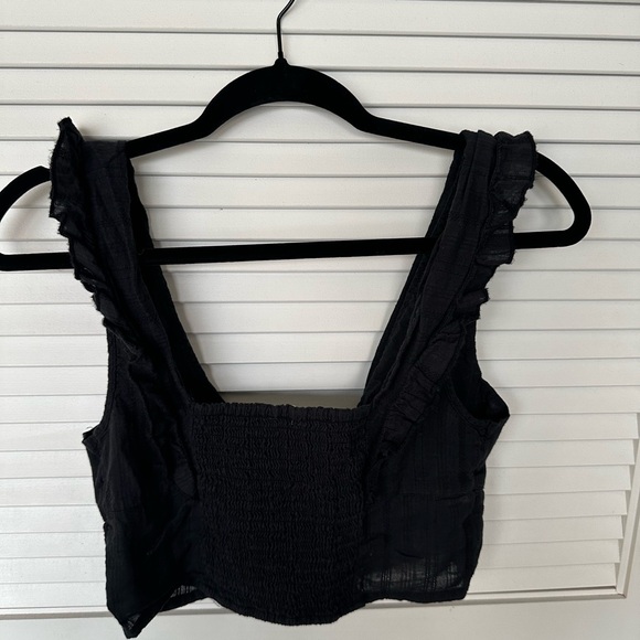 UO BLACK PLUNGE CROP TOP - Picture 5 of 6